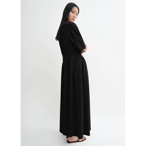Totême Cotton Silk Tee Dress Black - Dresses - Scandinavian Minimalist Luxury at Coveti