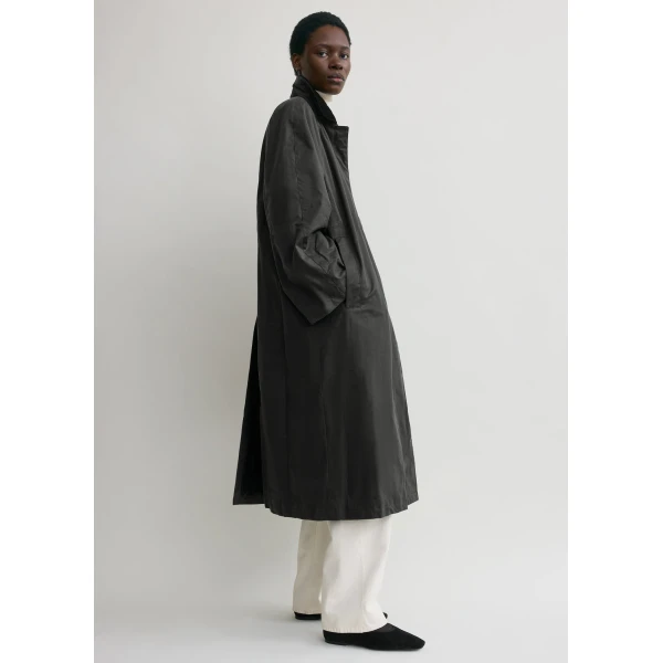Totême Country Coat Washed Black - Coats - Scandinavian Minimalist Luxury at Coveti