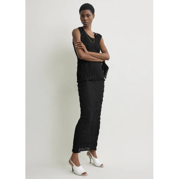 Totême Crinkled Knit Skirt Black - Skirts - Scandinavian Minimalist Luxury at Coveti