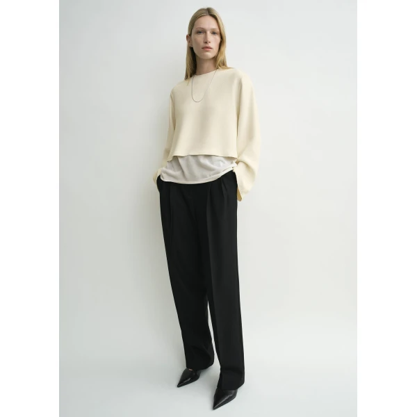 Totême Cropped Sablé Blouse Macadamia - Tops - Scandinavian Minimalist Luxury at Coveti