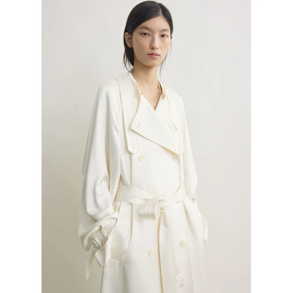 Totême Draped Satin Trench Off-White - Coats - Scandinavian Minimalist Luxury at Coveti