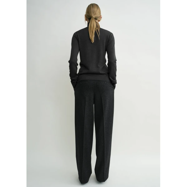 Totême Fine Turtleneck Charcoal - Knitwear - Scandinavian Minimalist Luxury at Coveti