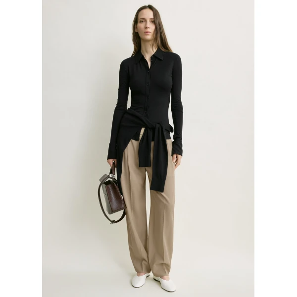 Totême Fitted Jersey Shirt Black - Tops - Scandinavian Minimalist Luxury at Coveti