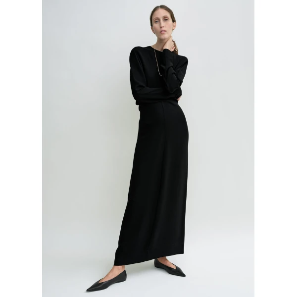 Totême Long-Sleeve Slouch Waist Dress Black - Dresses - Scandinavian Minimalist Luxury at Coveti