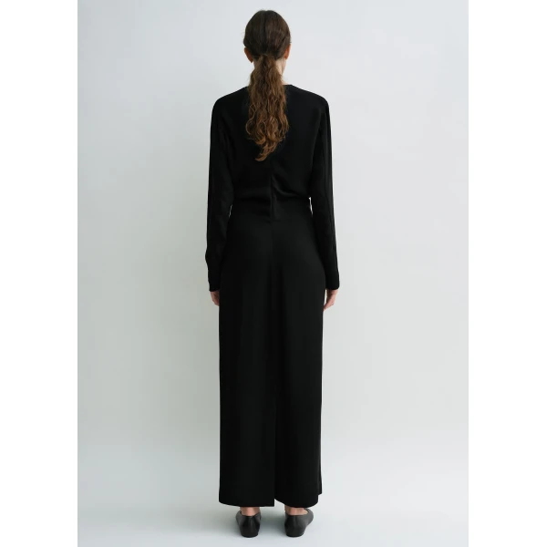 Totême Long-Sleeve Slouch Waist Dress Black - Dresses - Scandinavian Minimalist Luxury at Coveti