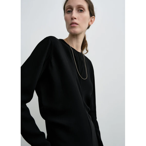 Totême Long-Sleeve Slouch Waist Dress Black - Dresses - Scandinavian Minimalist Luxury at Coveti