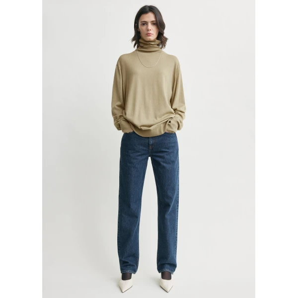 Totême Merino Turtleneck Desert - Knitwear - Scandinavian Minimalist Luxury at Coveti