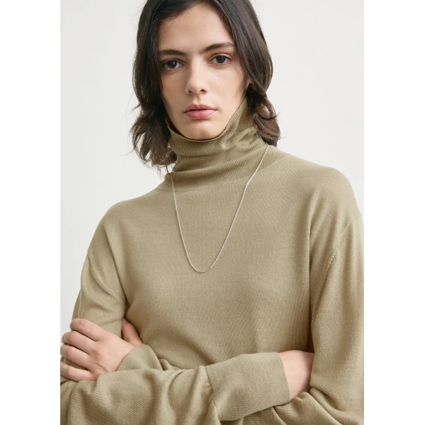 Totême Merino Turtleneck Desert - Knitwear - Scandinavian Minimalist Luxury at Coveti