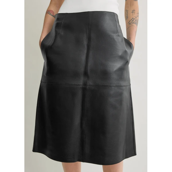 Totême Paneled Leather Skirt Black - Skirts - Scandinavian Minimalist Luxury at Coveti