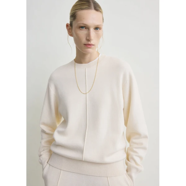 Totême Pintucked Sweater Ecru - Knitwear - Scandinavian Minimalist Luxury at Coveti