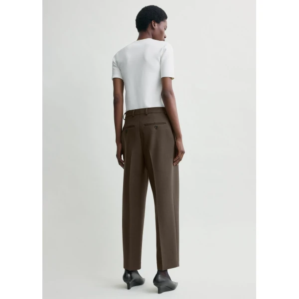 Totême Pleated Straight Trousers Bark - Pants - Scandinavian Minimalist Luxury at Coveti