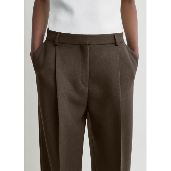 Totême Pleated Straight Trousers Bark - Pants - Scandinavian Minimalist Luxury at Coveti