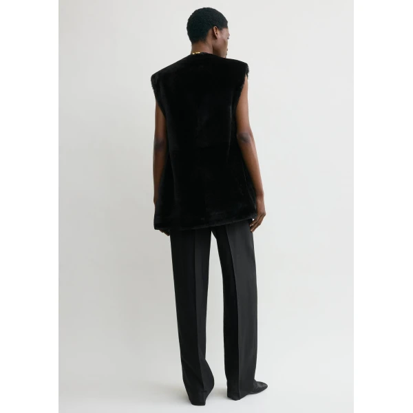 Totême Plush Shearling Vest Black - Jackets - Scandinavian Minimalist Luxury at Coveti