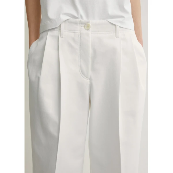 Totême Relaxed Chino Trousers White - Pants - Scandinavian Minimalist Luxury at Coveti