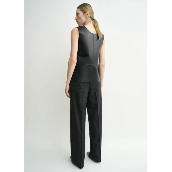 Totême Scoop-Neck Leather Top Black - Tops - Scandinavian Minimalist Luxury at Coveti