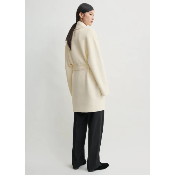 Totême Shawl-Lapel Robe Ecru - Robes - Scandinavian Minimalist Luxury at Coveti