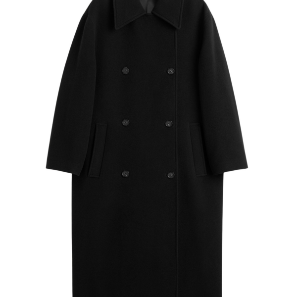 Totême Shield Coat Black - Coats - Scandinavian Minimalist Luxury at Coveti