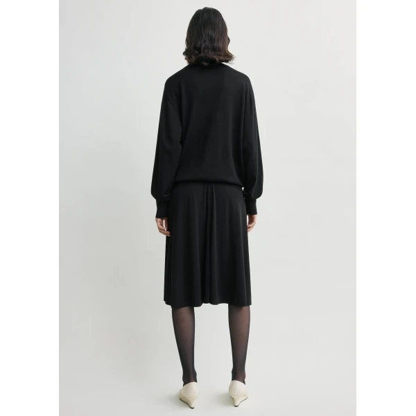 Totême Short Fluid Jersey Skirt Black - Skirts - Scandinavian Minimalist Luxury at Coveti
