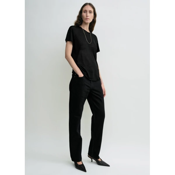 Totême Silk Tee Black - Tops - Scandinavian Minimalist Luxury at Coveti