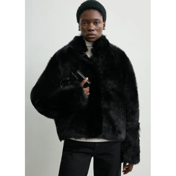 Totême Silky Shearling Jacket Black - Jackets - Scandinavian Minimalist Luxury at Coveti