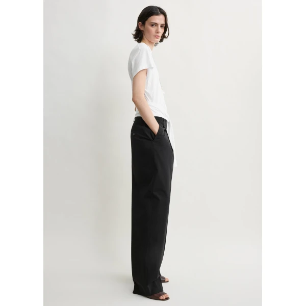 Totême Single Pleat Cotton Trousers Black - Pants - Scandinavian Minimalist Luxury at Coveti