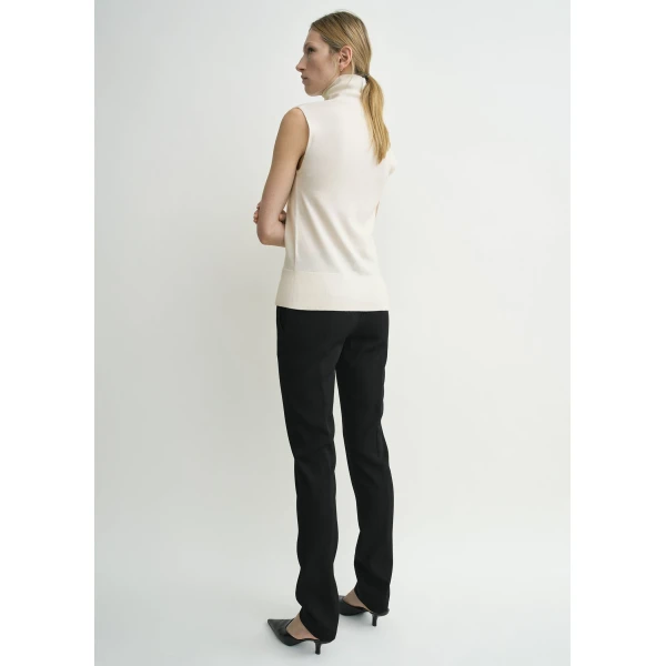 Totême Sleeveless Fine Turtleneck Ecru - Knitwear - Scandinavian Minimalist Luxury at Coveti