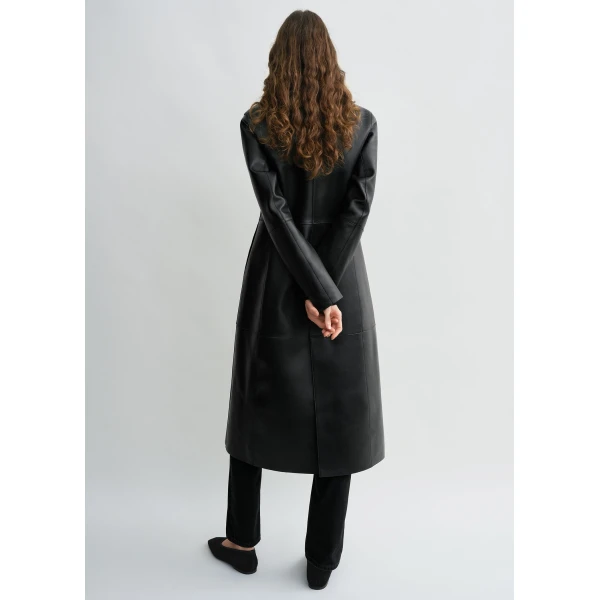 Totême Slim Leather Coat Black - Coats - Scandinavian Minimalist Luxury at Coveti