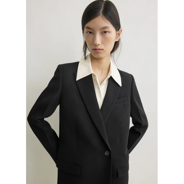 Totême Slim Tailored Blazer Black - Jackets - Scandinavian Minimalist Luxury at Coveti
