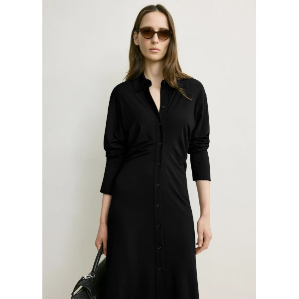 Totême Slouch Jersey Shirtdress Black - Dresses - Scandinavian Minimalist Luxury at Coveti