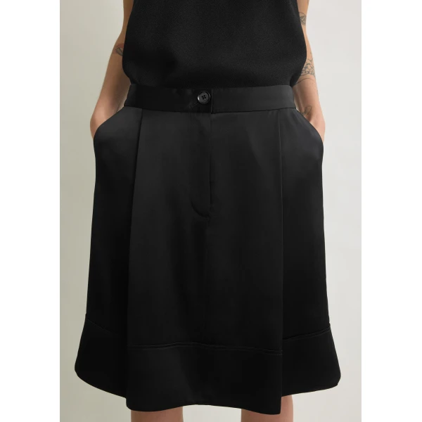 Totême Soft Tuxedo Skirt Black - Skirts - Scandinavian Minimalist Luxury at Coveti