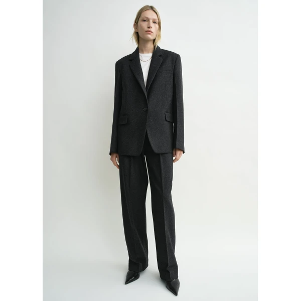 Totême Tailored Blazer Charcoal - Jackets - Scandinavian Minimalist Luxury at Coveti
