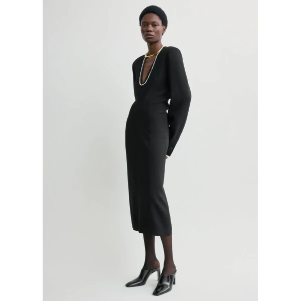 Totême Tailored Slouch Dress Black - Dresses - Scandinavian Minimalist Luxury at Coveti