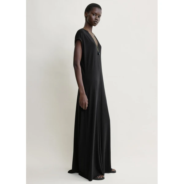Totême V-Neck Jersey Dress Black - Dresses - Scandinavian Minimalist Luxury at Coveti
