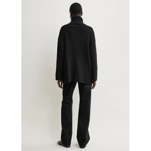 Totême Whipstitch Knit Black - Knitwear - Scandinavian Minimalist Luxury at Coveti
