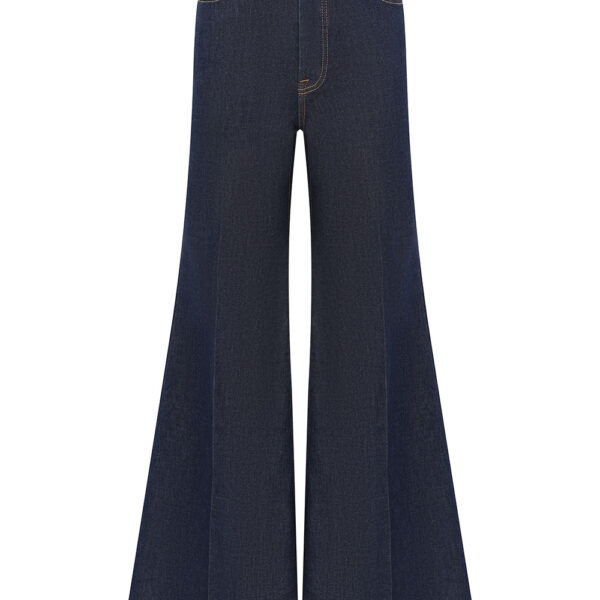 Elevate your elegance in this Zimmermann Pants available now at Coveti