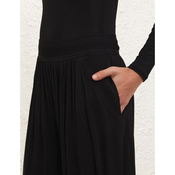 Elevate your elegance in this Zimmermann Pants available now at Coveti