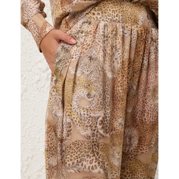 Elevate your elegance in this Zimmermann Pants available now at Coveti