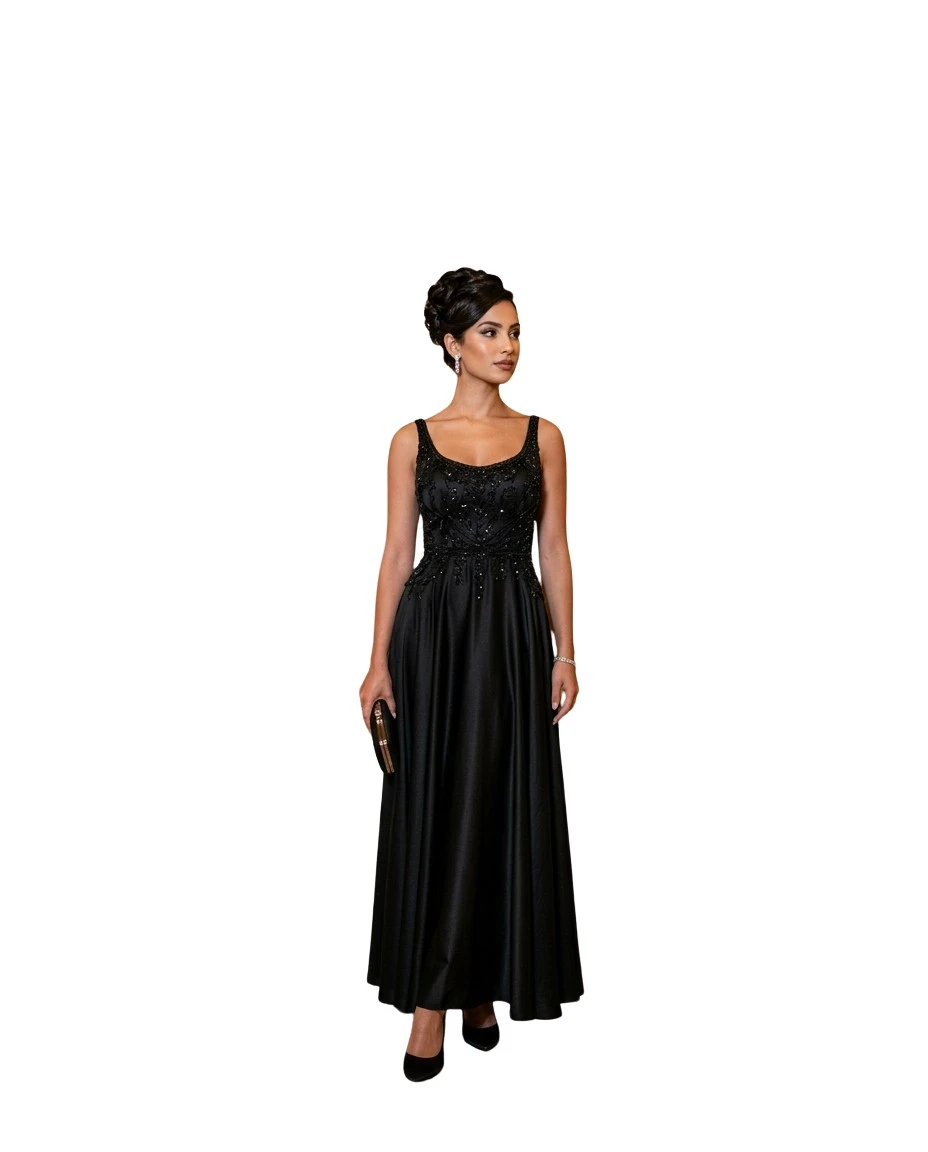 Gemma Deeks Style Guide: Black tie dinner outfit in Moroco Summer 2026