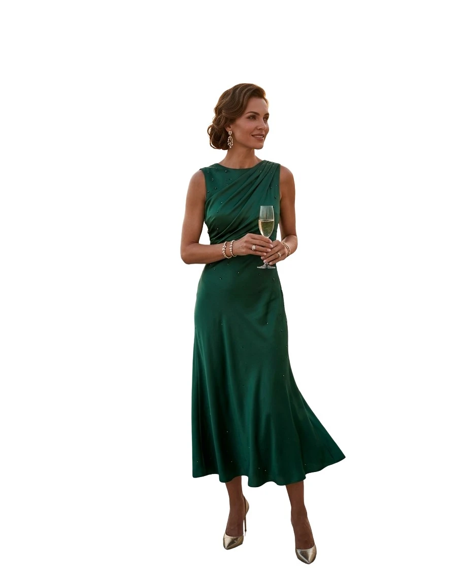 Gemma Deeks Style Guide: Cocktail Attire Holiday parties in Santorini Summer 2026