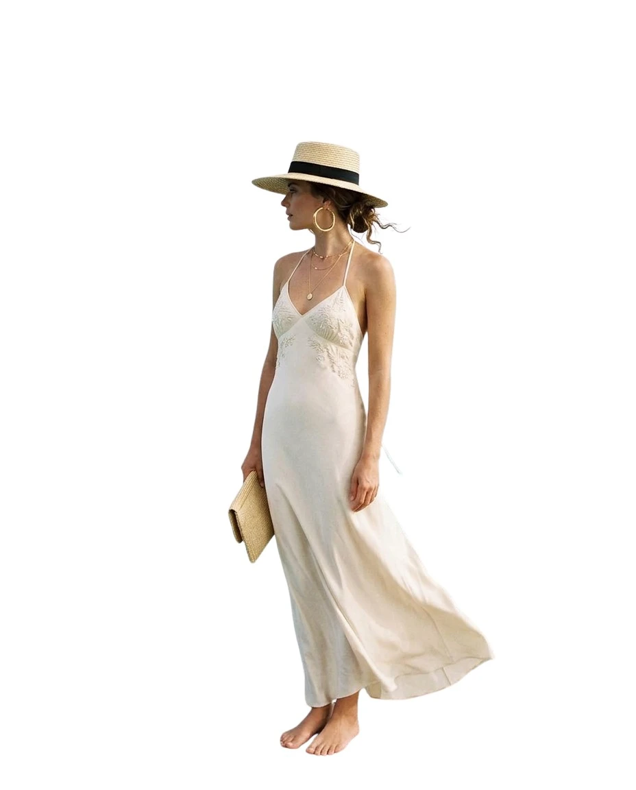 Gemma Deeks Style Guide: Elegant Chic Anniversary in Maldives Summer 2026
