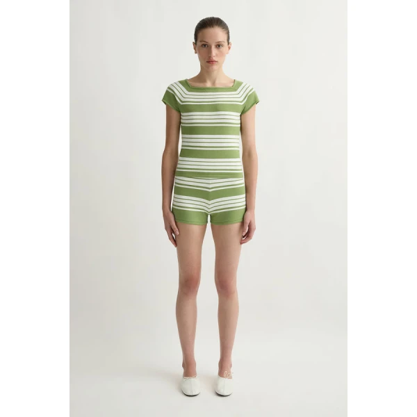Posse Anna Short – sustainable Shorts in Green from Australian designer at Coveti.