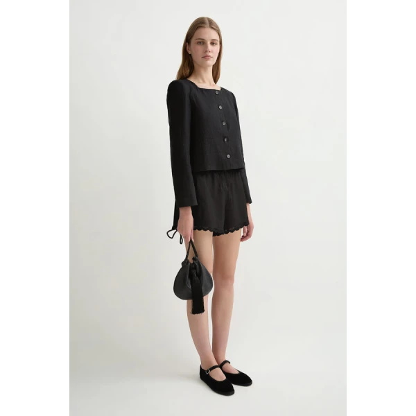 Posse Marilyn Short – sustainable Shorts in Black from Australian designer at Coveti.