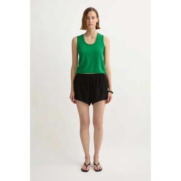 Posse Priscilla Short – sustainable Shorts in Black from Australian designer at Coveti.