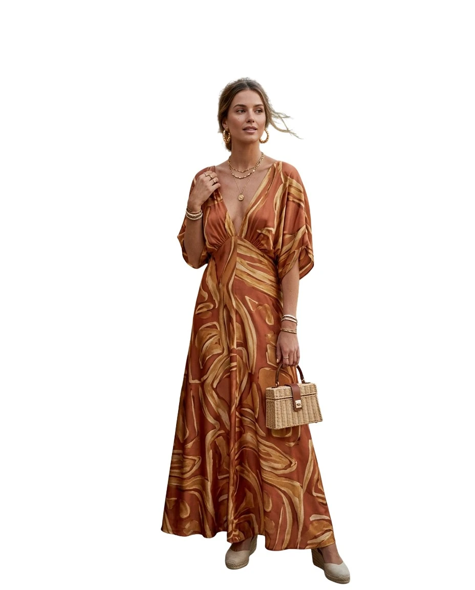 Gemma Deeks Style Guide: Resort Wear dinner outfit in Catalonia Summer 2026