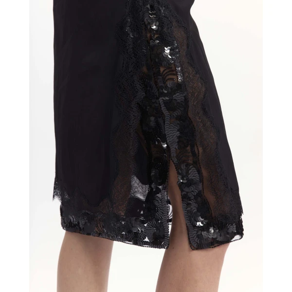 Elevate your elegance in this 16 Arlington Skirts from the luxury feather dress edit
