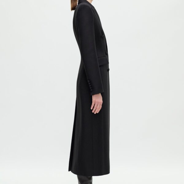 Black coat