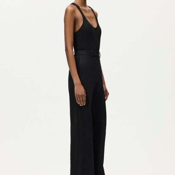 Black trousers