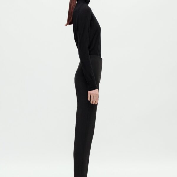 Black trousers