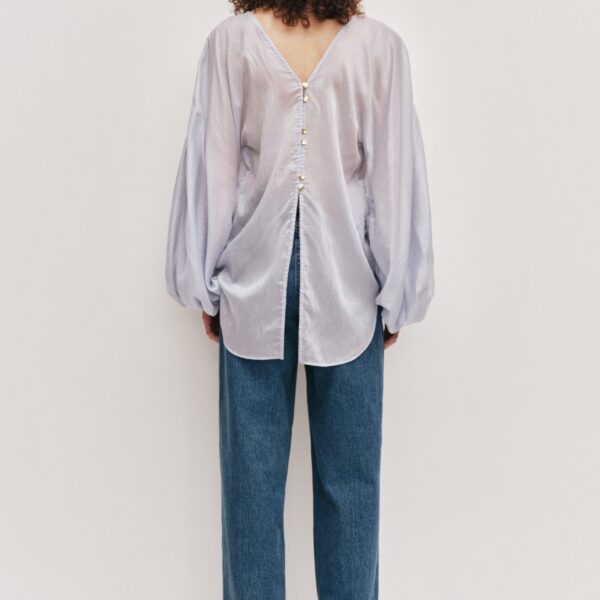Aje clothing Aus  – structured silhouette with raw femininity from Coveti