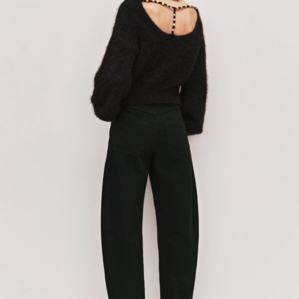 Aje clothing Aus  – structured silhouette with raw femininity from Coveti